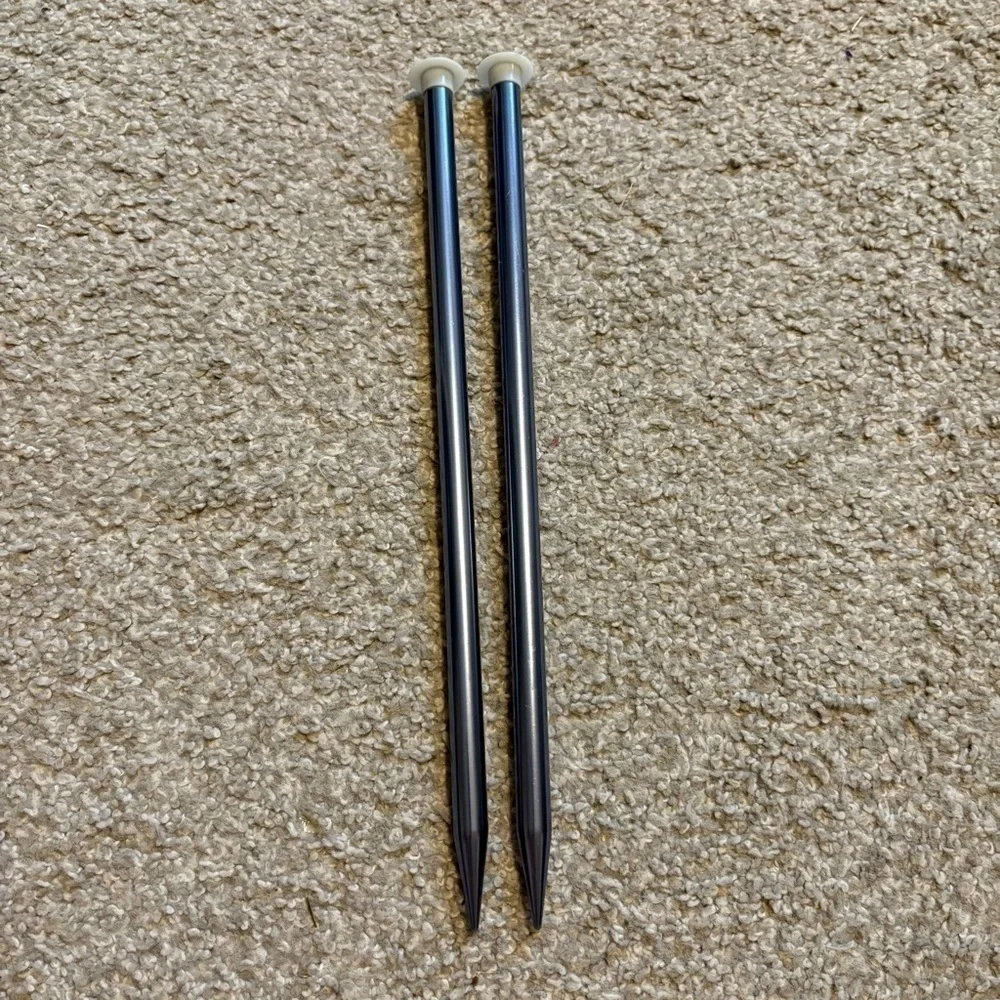 Boye 17 Knitting Needles Iridescent Blue Silver Craft